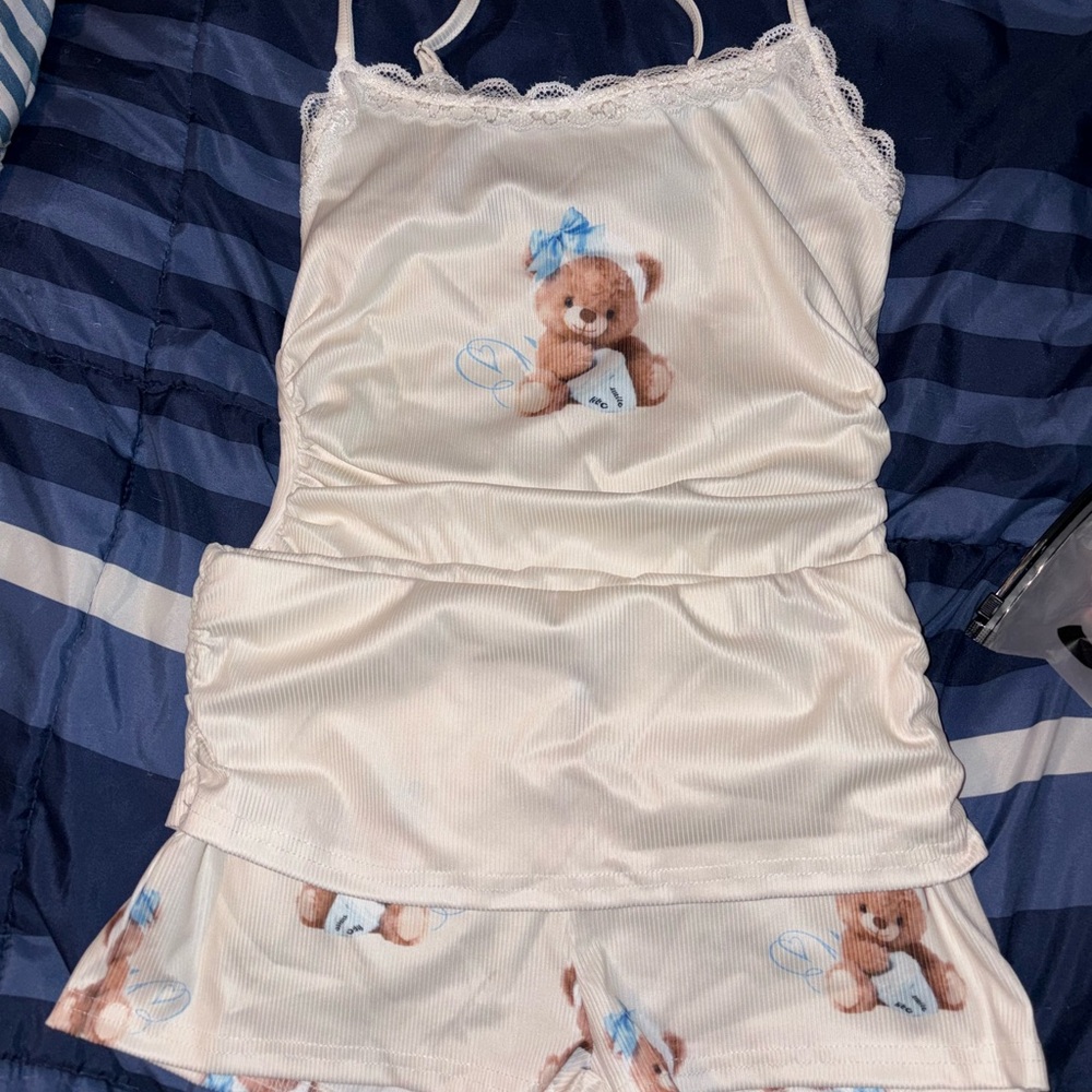 SHEIN White Teddy Bear Print Pajama Set